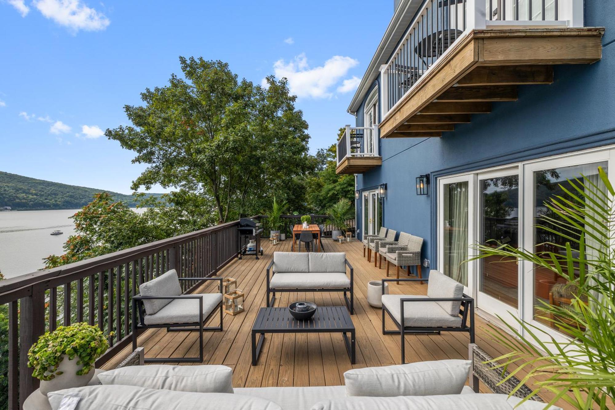 Lakeview House - Hot Tub - Firepit - Stunning Views - Spacious Deck - Cozy Living Room - Bar 그린우드레이크 외부 사진