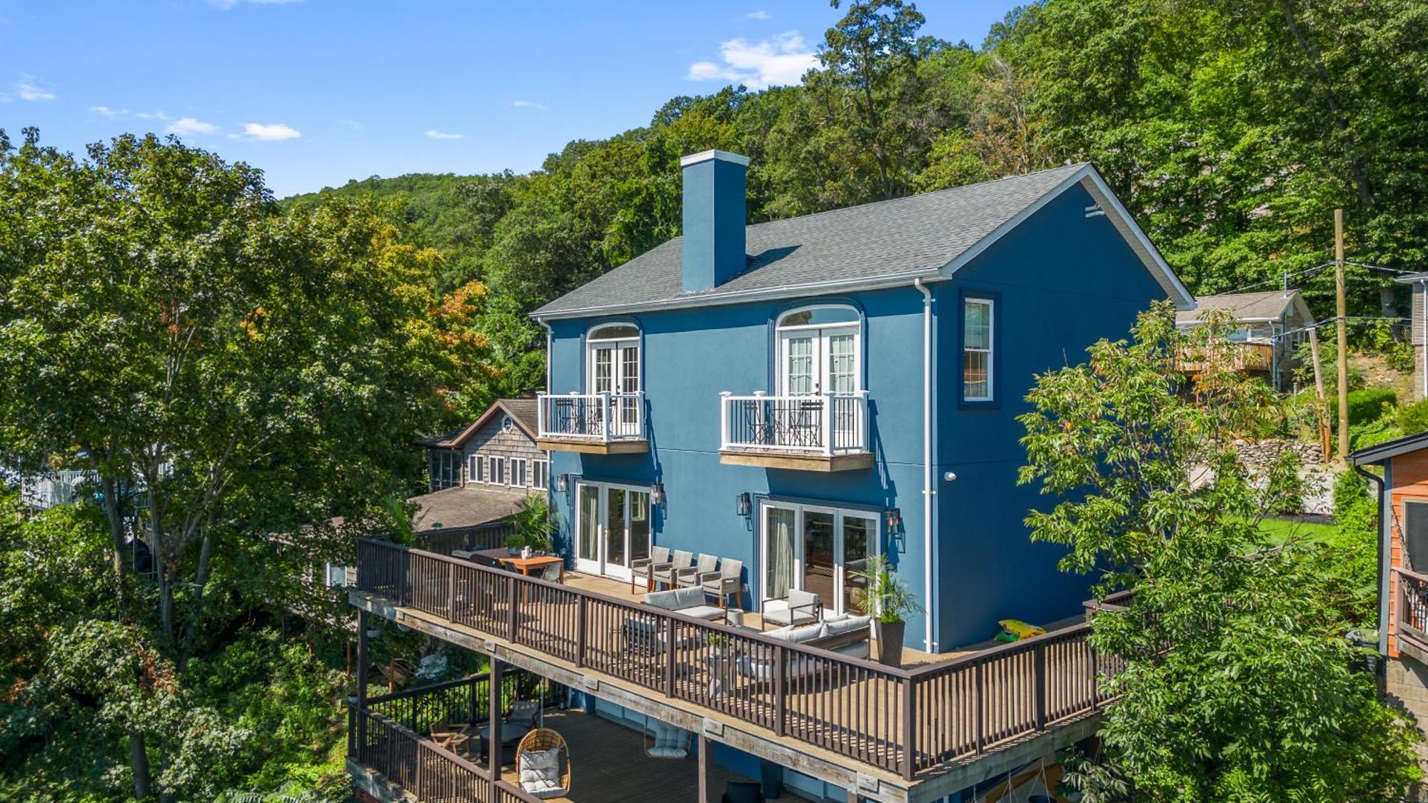 Lakeview House - Hot Tub - Firepit - Stunning Views - Spacious Deck - Cozy Living Room - Bar 그린우드레이크 외부 사진
